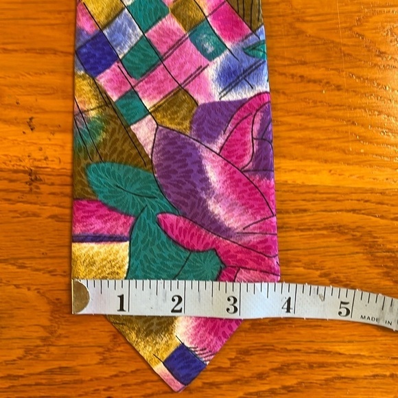 Vintage Canary Island Abstract Tie – Made in Canada – 58” x 4” (3/$25) - Picture 2 of 4